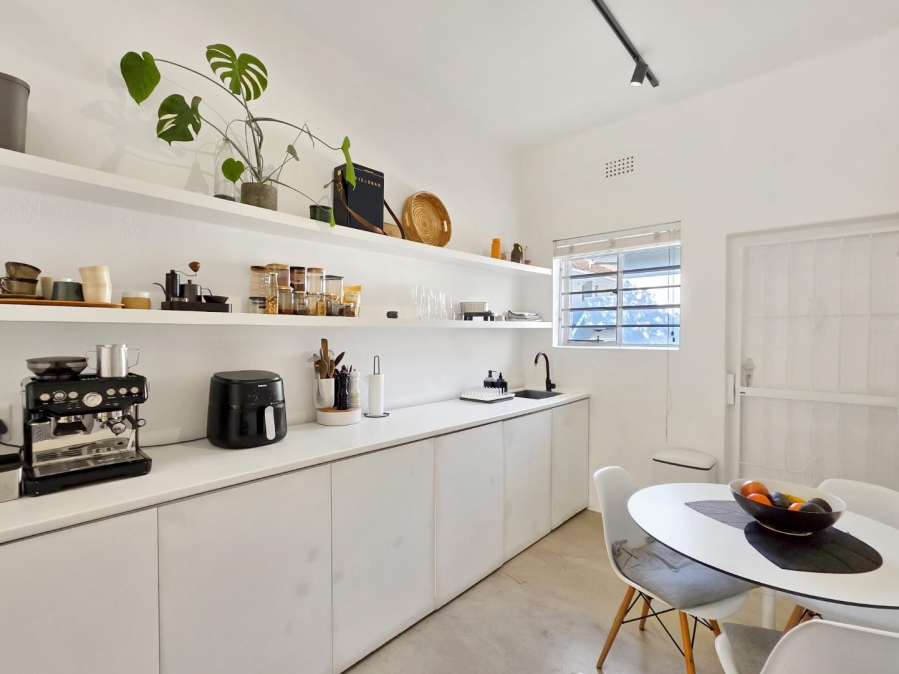 2 Bedroom Property for Sale in Tamboerskloof Western Cape